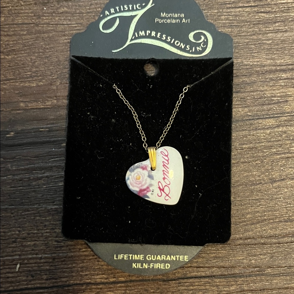 NWT Artistic Impressions Montana Porcelain Art Pink White ❤️ Necklace Bonnie